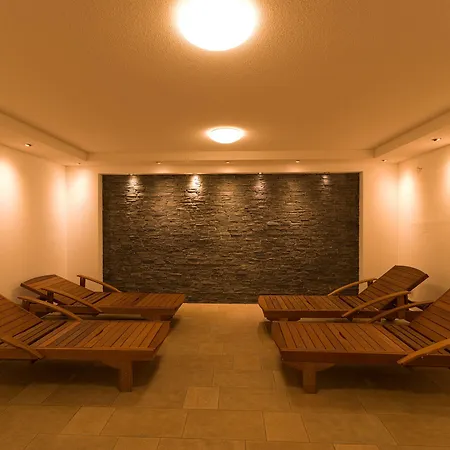 Muehlenthalers Park Szálloda 3*